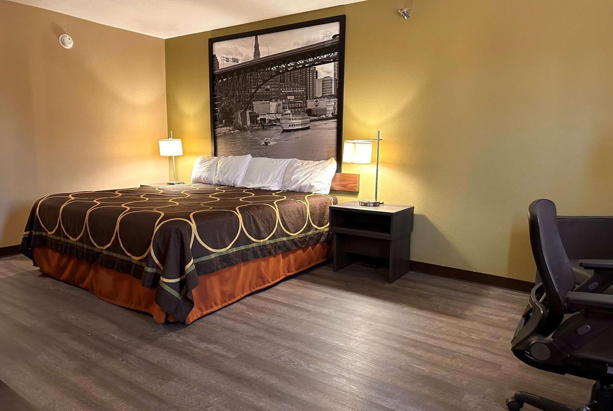 Super 8 By Wyndham Bellefontaine Hotel Ngoại thất bức ảnh