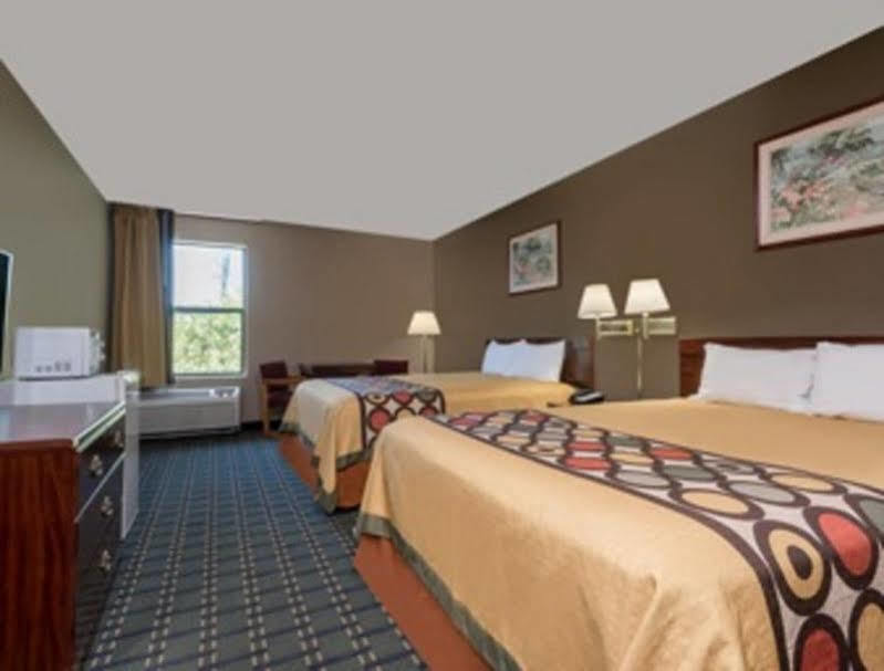 Super 8 By Wyndham Bellefontaine Hotel Ngoại thất bức ảnh